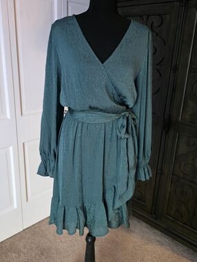 LC Lauren Conrad Green Dresses for Women on Sale up to 90% Off: Poshmark